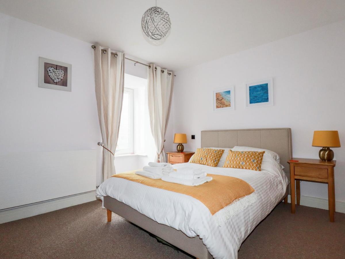 Vila 6 Ocean Heights New Quay Exteriér fotografie